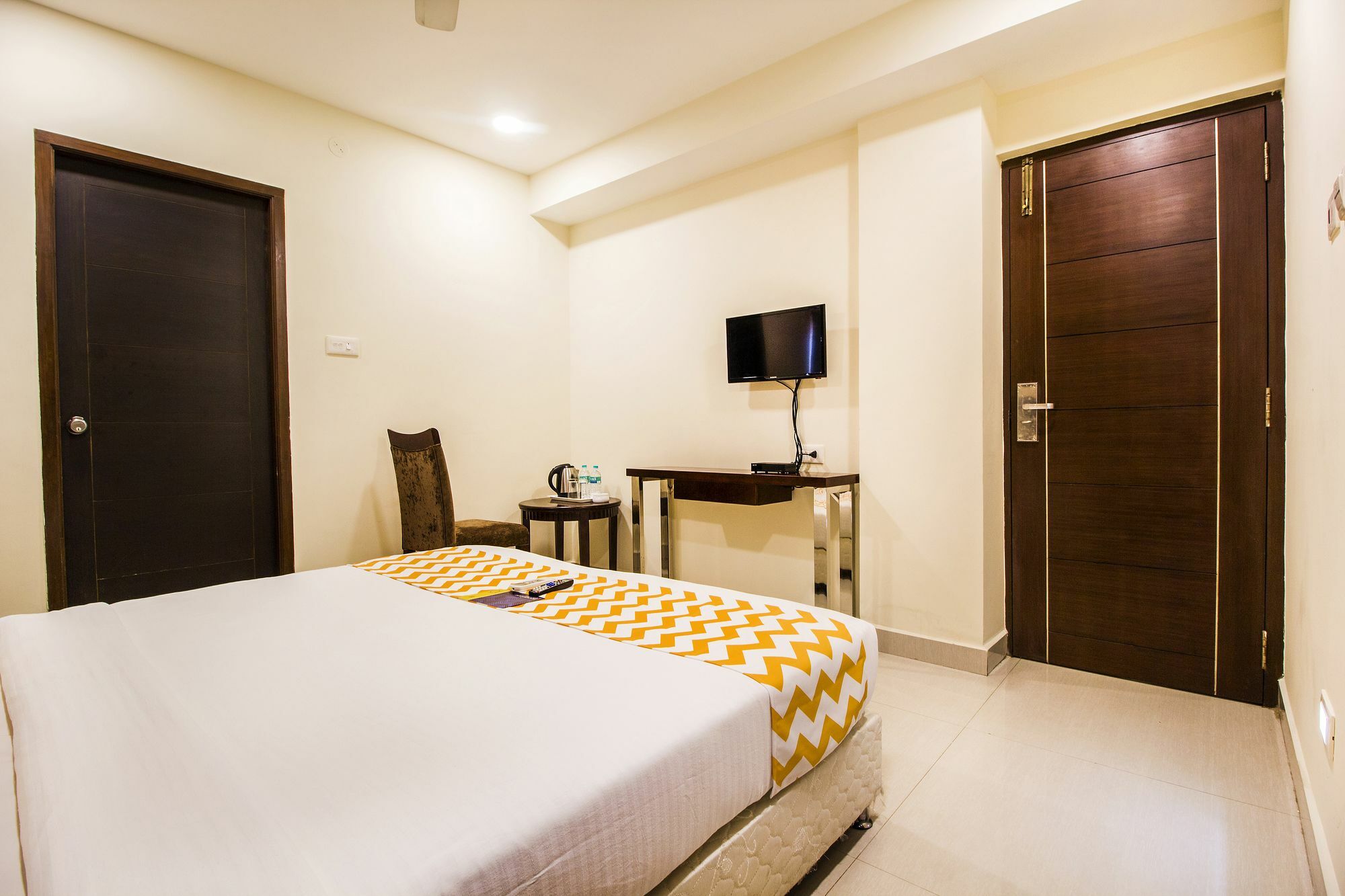 Fabhotel Alreef Residency เชนไน ภายนอก รูปภาพ