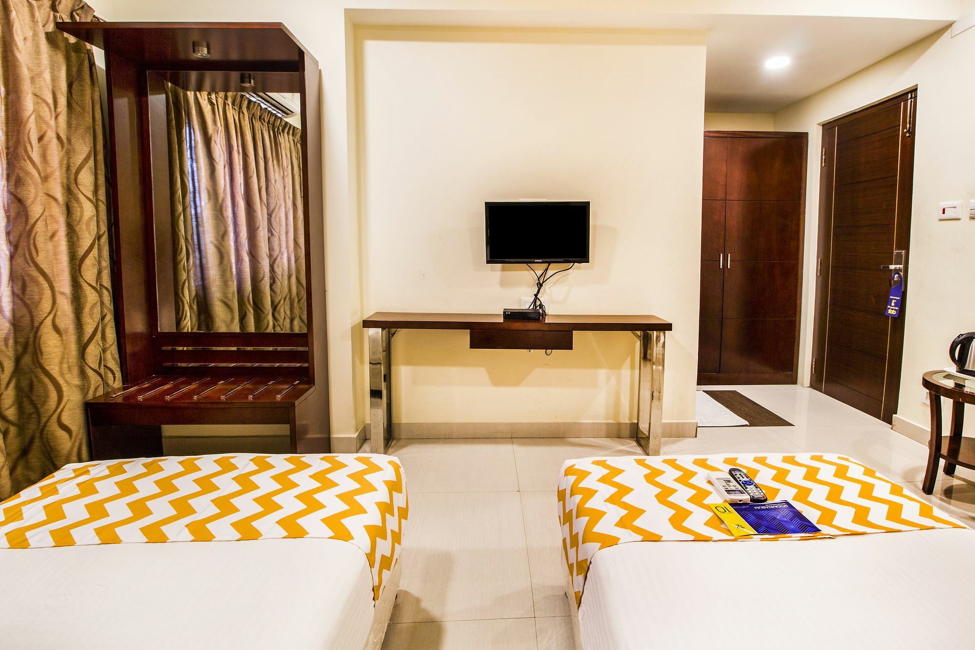 Fabhotel Alreef Residency เชนไน ภายนอก รูปภาพ